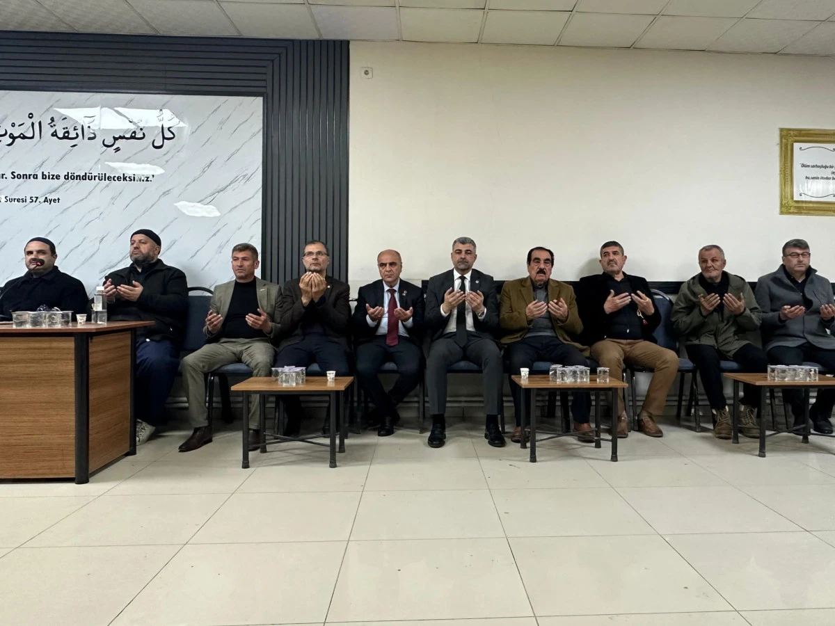 Mardin Akparti Milletvekili Kılı&ccedil; Berat Can Demir'in taziyesine katıldı