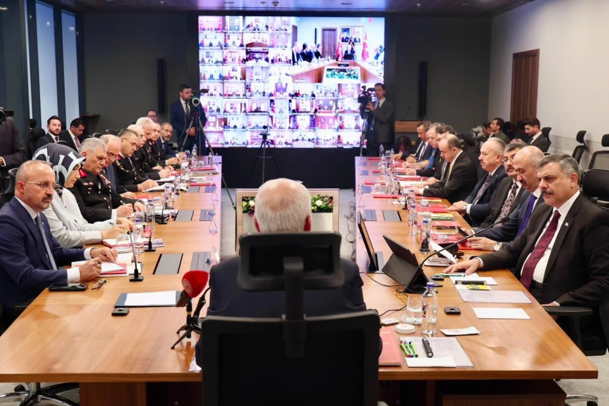 Mardin Valisi Akkoyun, Mill&icirc; Dayanışma ve Toplumsal B&uuml;t&uuml;nleşme G&uuml;venlik Toplantısına Katıldı