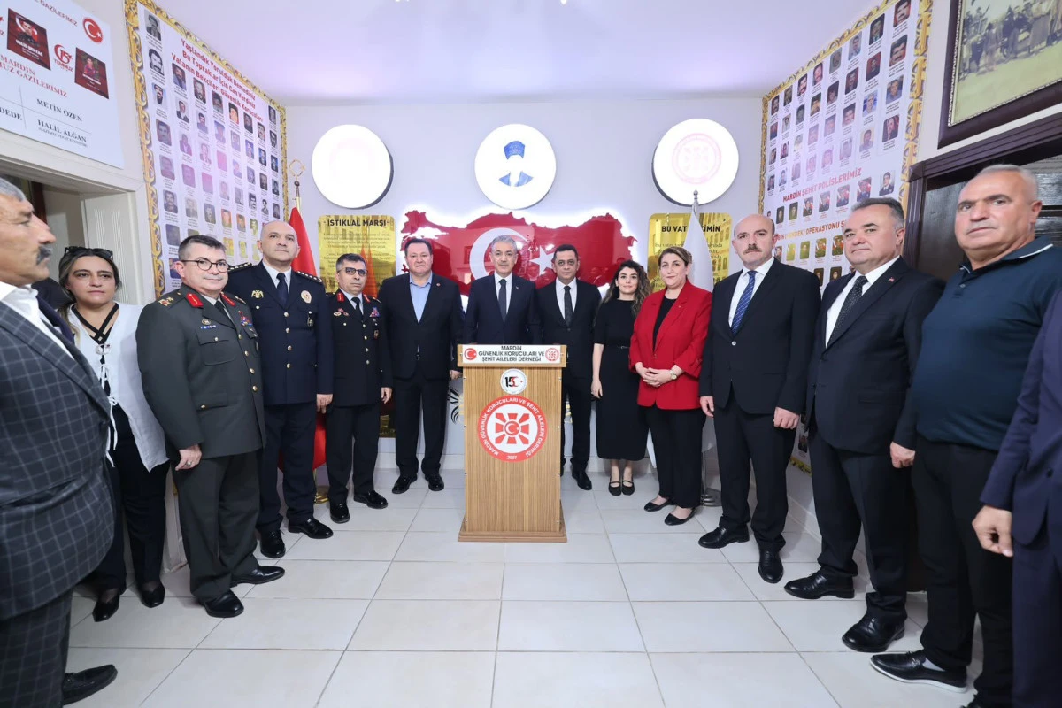Mardin Valisi ve Heyeti Gazileri Ziyaret Etti