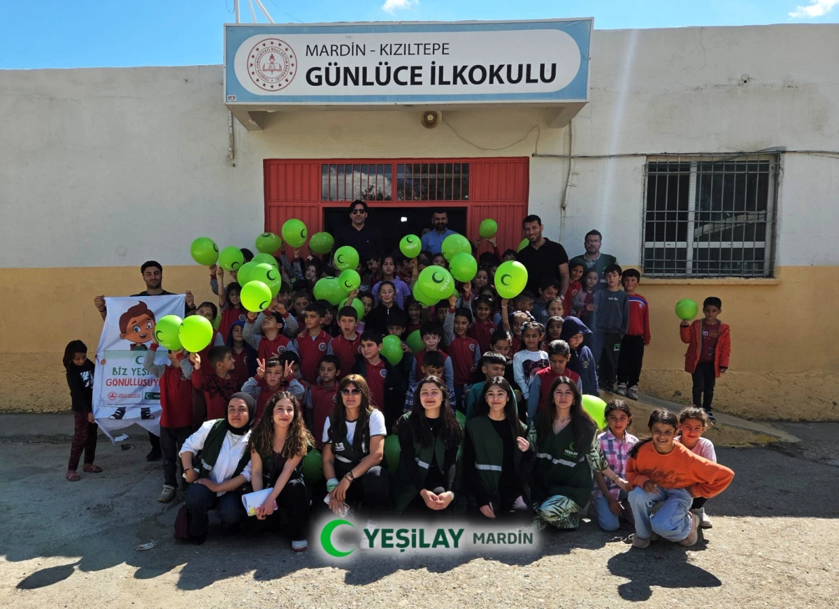 Mardin Yeşilay &Ccedil;alışmlarını S&uuml;rd&uuml;r&uuml;yor