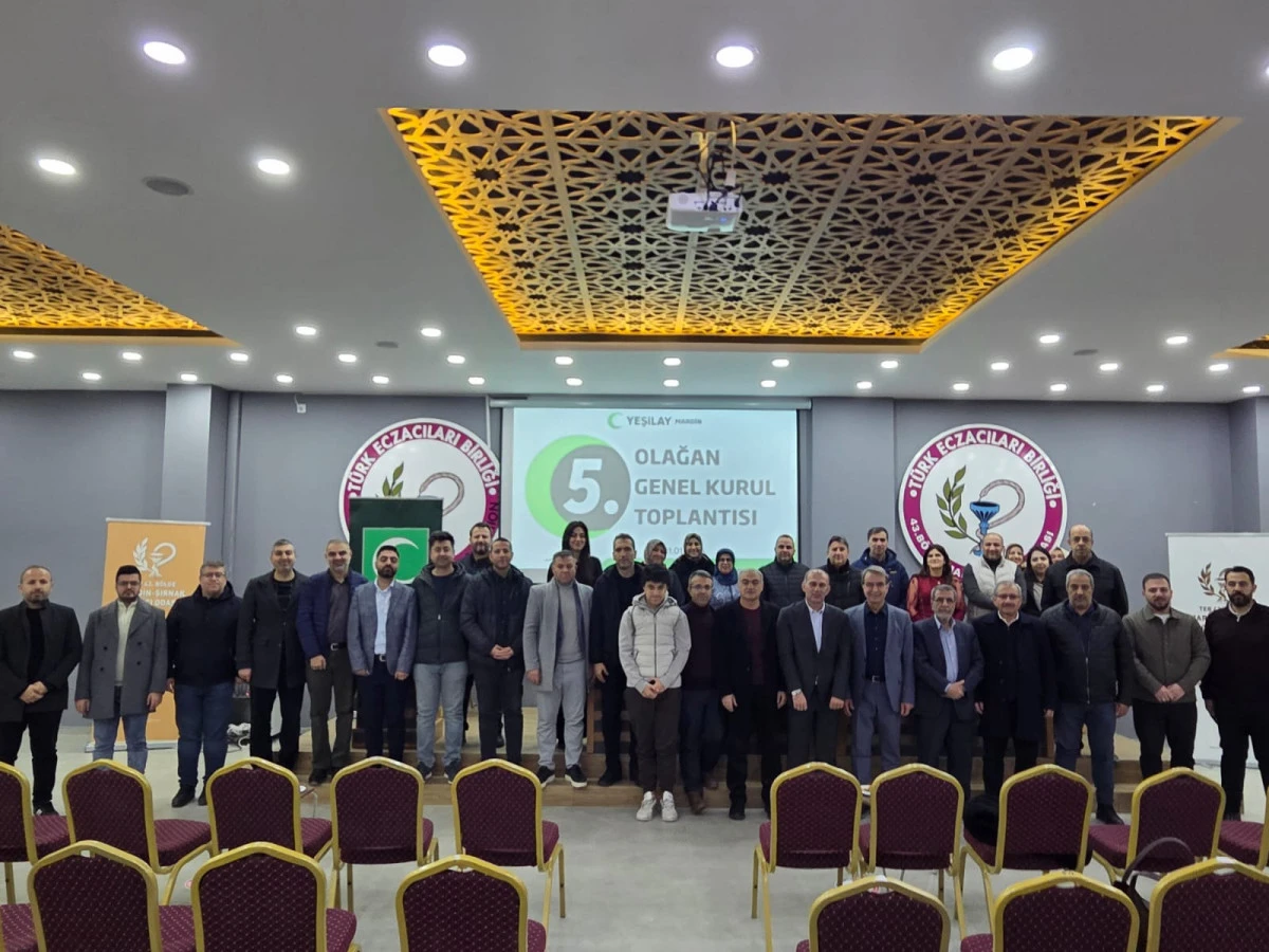 Mardin Yeşilay'da  Başkan Akdağ G&uuml;ven Tazeledi 