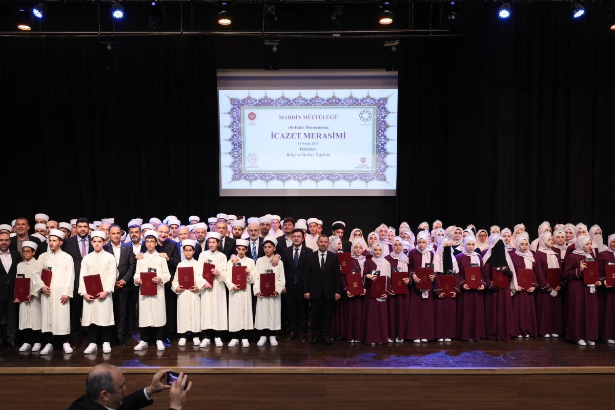 Mardin'de 103 Hafız &Ouml;ğrenci İ&ccedil;in İcazet T&ouml;reni