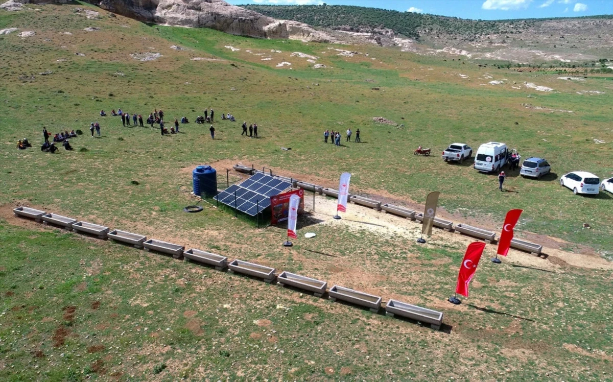 Mardin’de 25 kırsal mahallerdeki meralar güneş enerjisiyle suya kavuştu