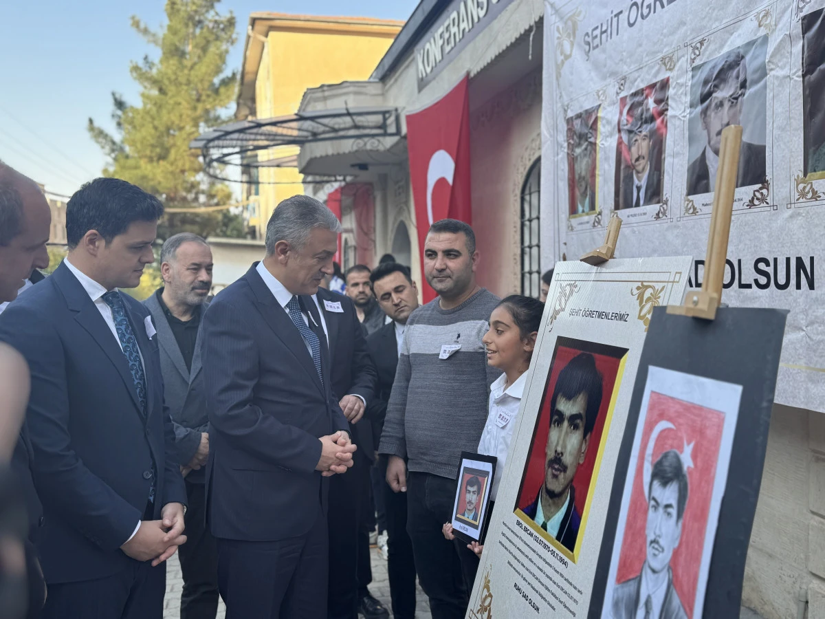 Mardin’de 31 yıl önce şehit edilen öğretmenler anıldı