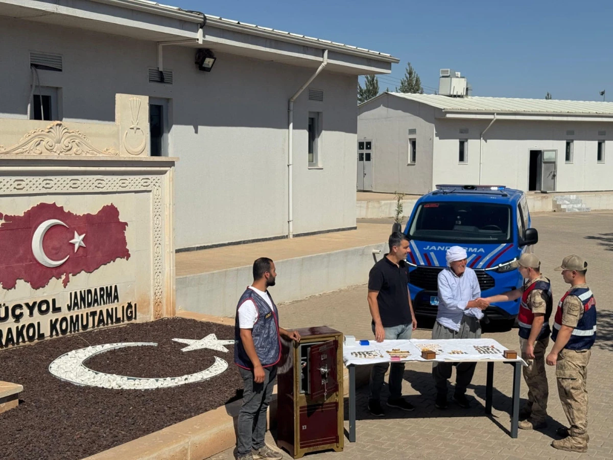 Mardin'de çalınan 3 milyon lira değerindeki altınlar hayvan gübresi altında bulundu