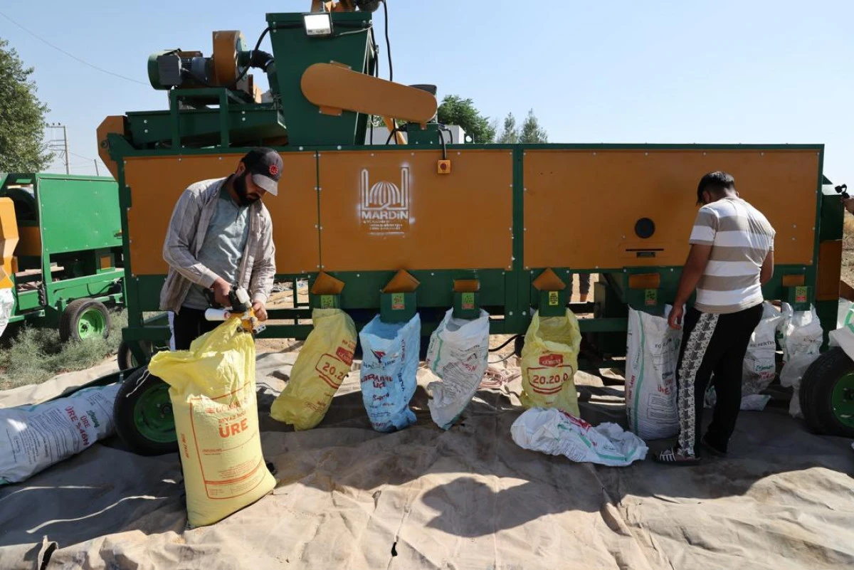 Mardin&rsquo;de &Ccedil;ift&ccedil;ilere &Uuml;cretsiz Tohum Eleme Desteği