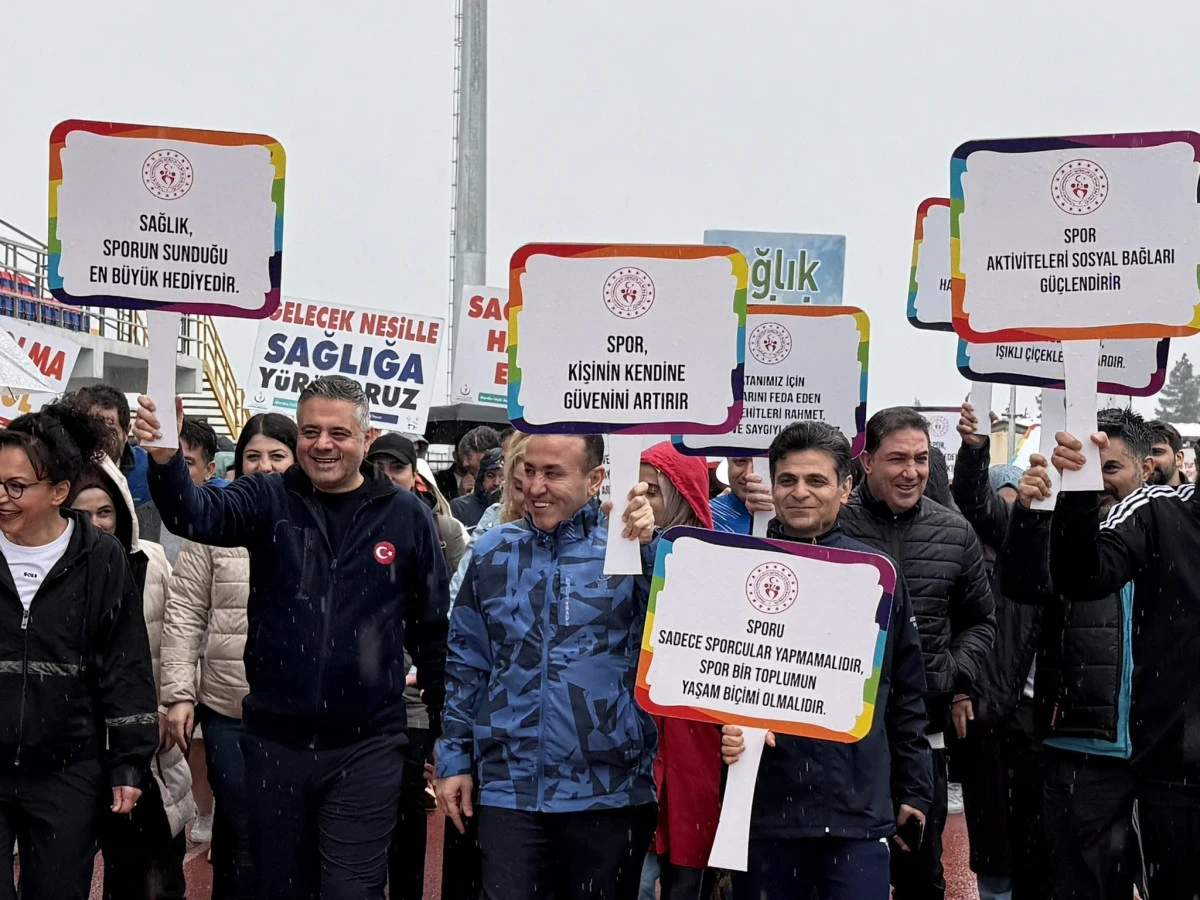 Mardin'de D&uuml;nya Sağlık G&uuml;n&uuml;&rsquo;nde Sağlıklı Yaşama Y&uuml;r&uuml;y&uuml;ş Ger&ccedil;ekleşti