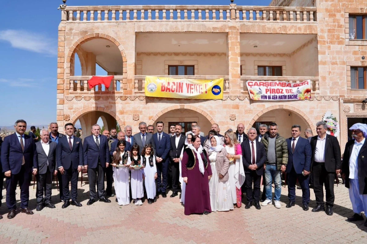 Mardin'de Ezidiler Bayramını Kutladı