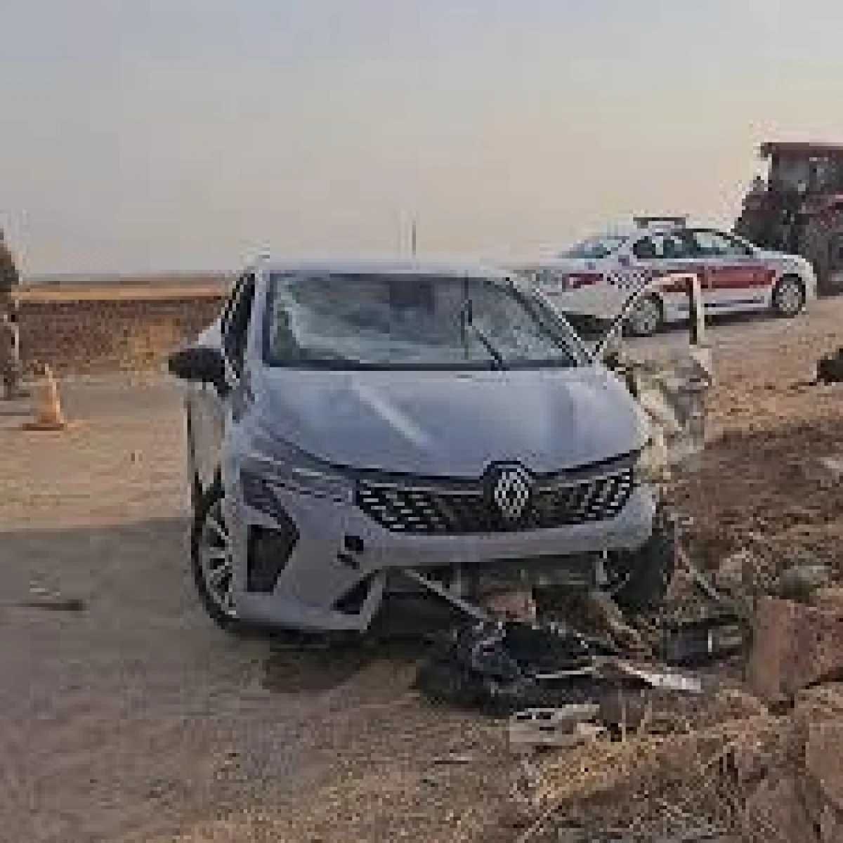 Mardin&rsquo;de Feci Kaza: Otomobil Sulama Kanalına Devrildi, Aynı Aileden 6 Kişi Hayatını Kaybetti
