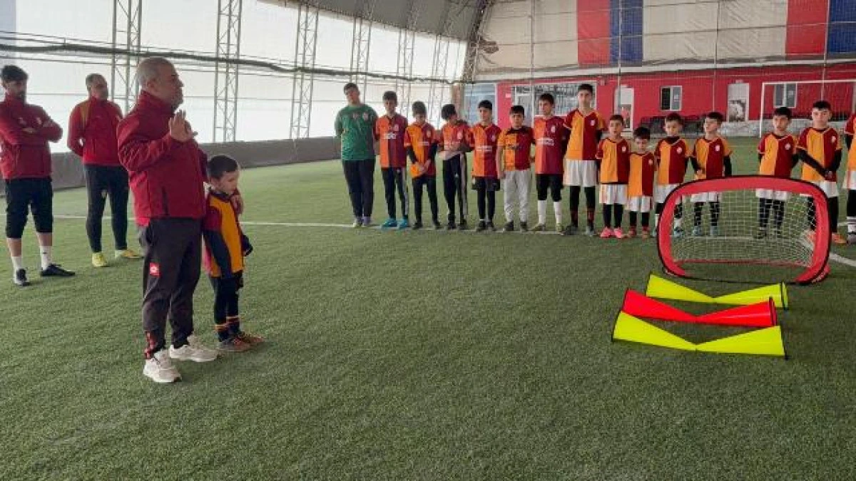 Mardin&rsquo;de Gen&ccedil;lere &Uuml;cretsiz Futbol Kursu M&uuml;jdesi