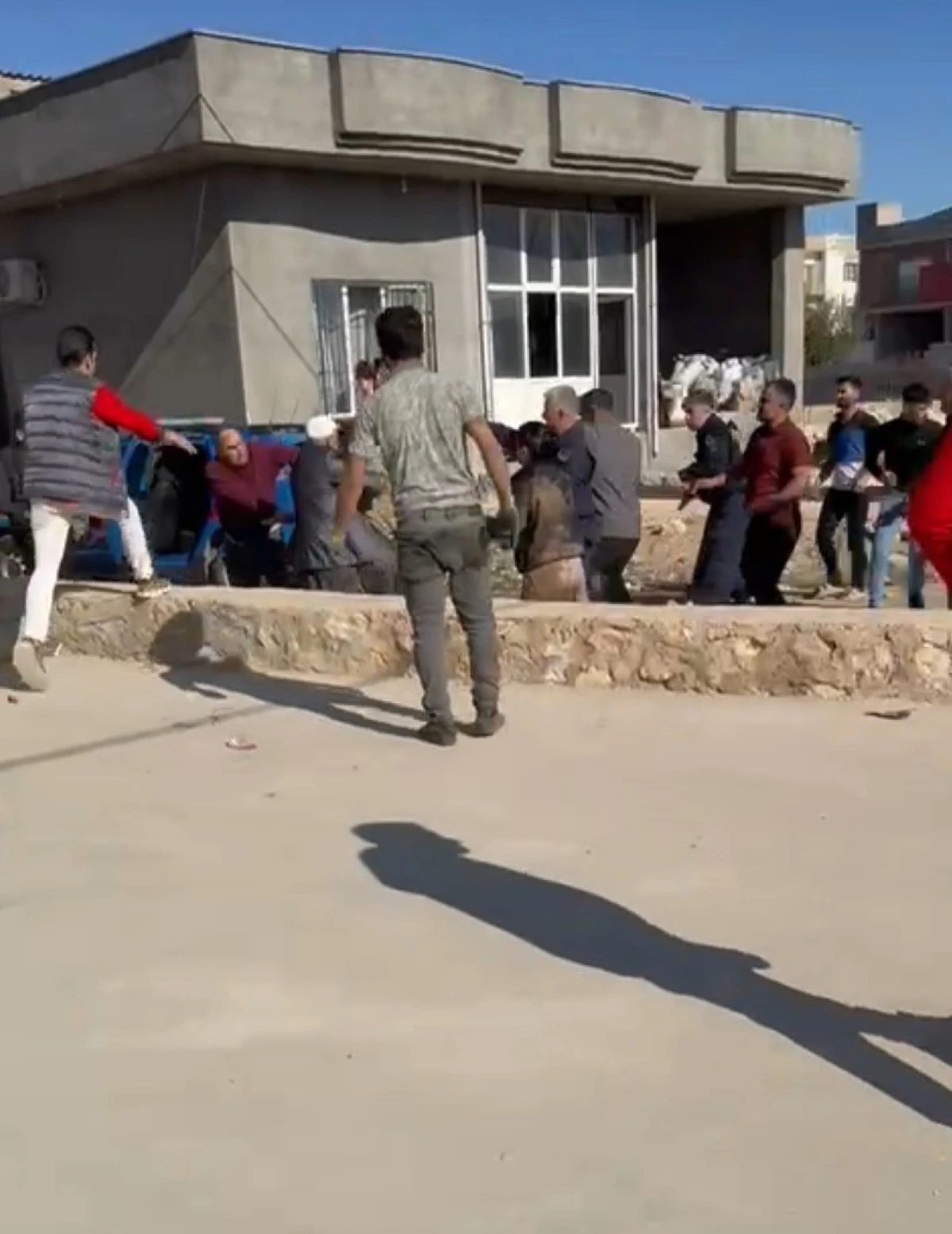 Mardin'de iki aile arasında çıkan sopalı kavgada 6 kişi yaralandı