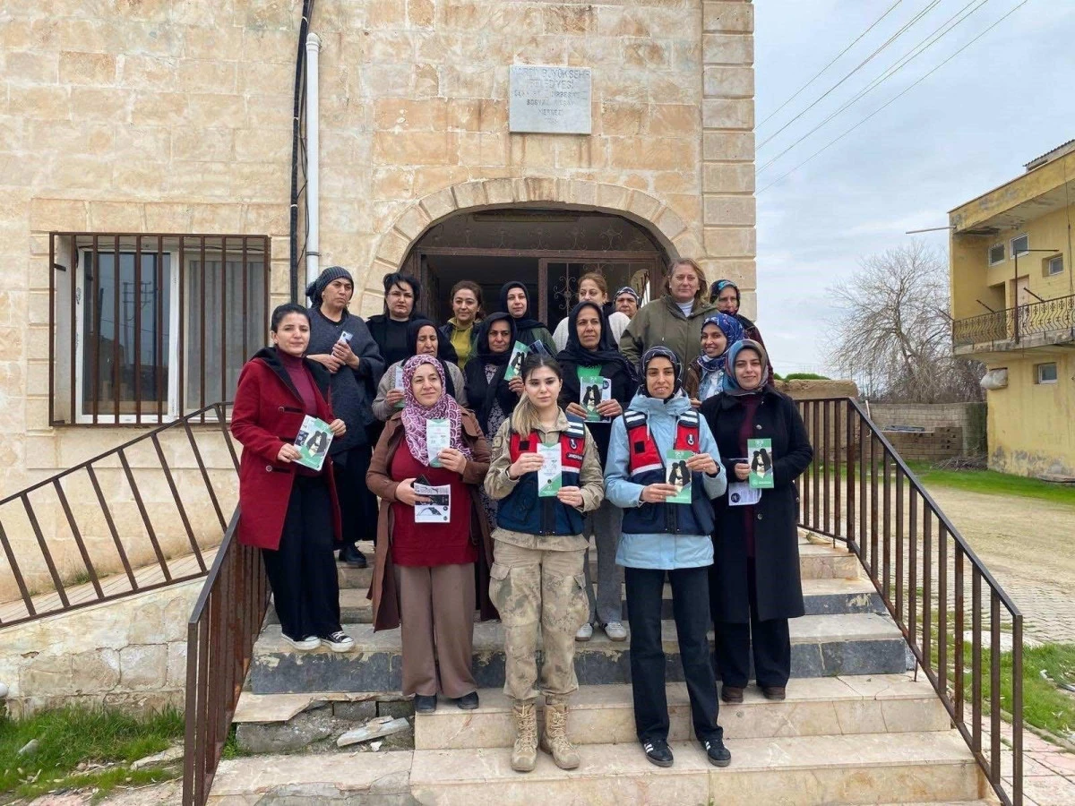 Mardin'de jandarmadan annelere uyuşturucuyla m&uuml;cadele eğitimi