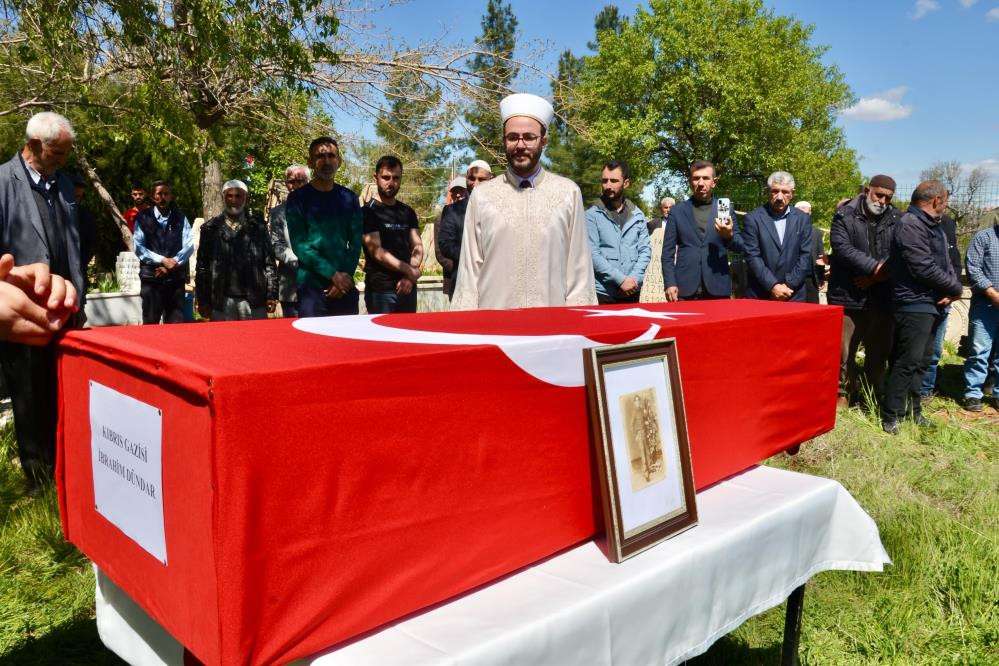 Mardin'de Kıbrıs gazisi son yolculuğuna uğurlandı