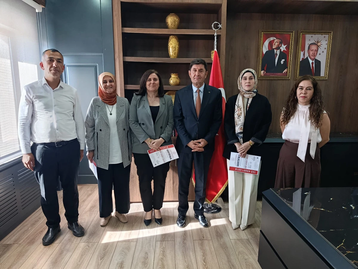 MARDİN&rsquo;DE OKULLARDA İSG KALİTESİ TA&Ccedil;LANDI: ISO 45001 BELGELERİ TAKDİM EDİLDİ