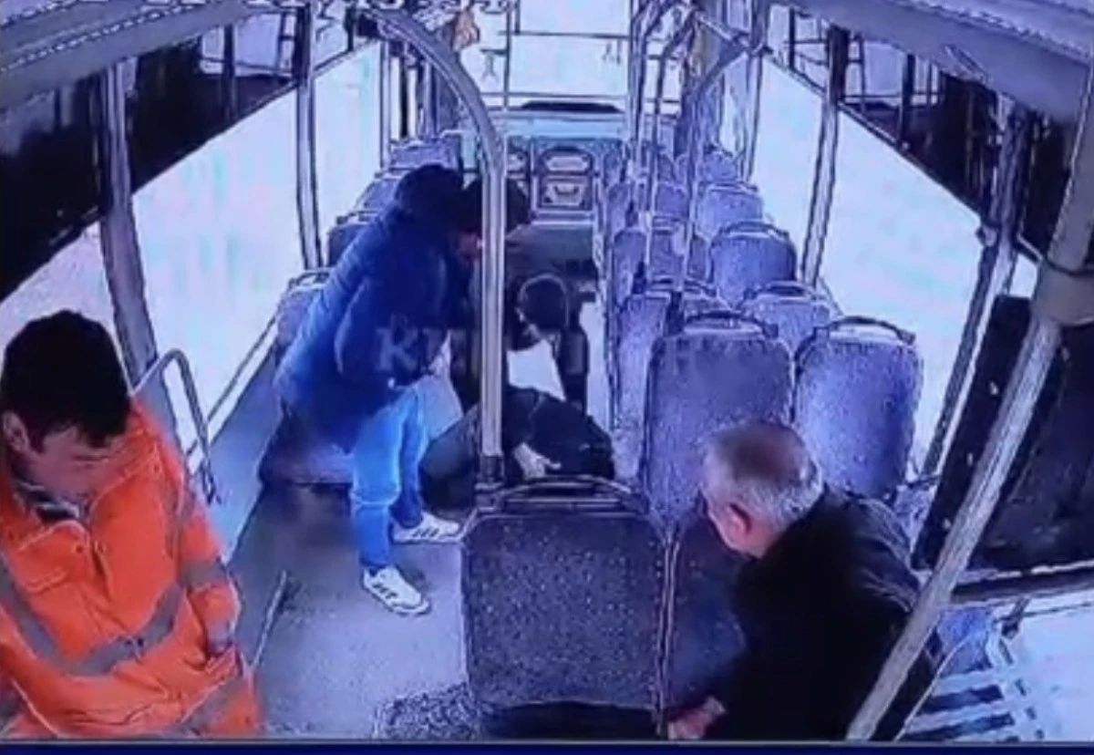 Mardin&rsquo;de otob&uuml;ste fenalaşan adam hayatını kaybetti