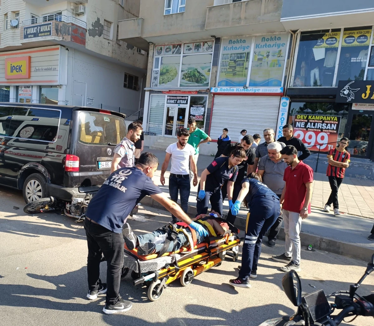 Mardin'de otomobil ile motosiklet &ccedil;arpıştı: 1 yaralı