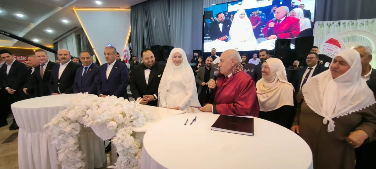 Mardin'de Protokol&uuml; Hakla Buluşturan G&ouml;rkemli D&uuml;ğ&uuml;n