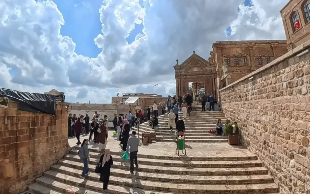 Mardin&rsquo;de sonbaharla birlikte turizm hareketliliği hız kazandı