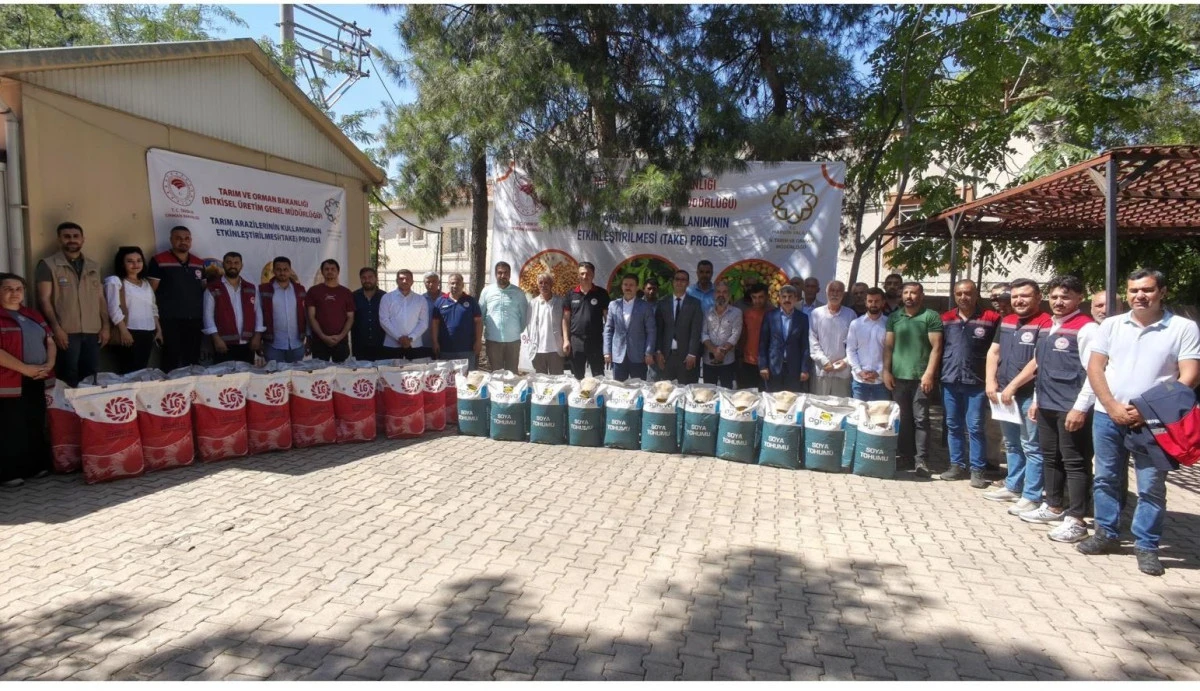 Mardin&rsquo;de Soya ve Ay&ccedil;i&ccedil;eği &Uuml;retimi Teşvik Ediliyor