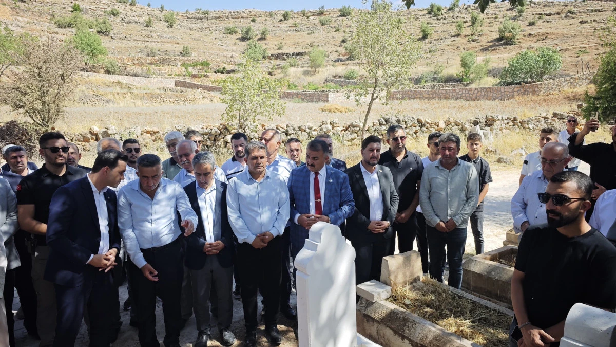 Mardin'de terör örgütü PKK'nın katlettiği 9 kişi dualarla anıldı