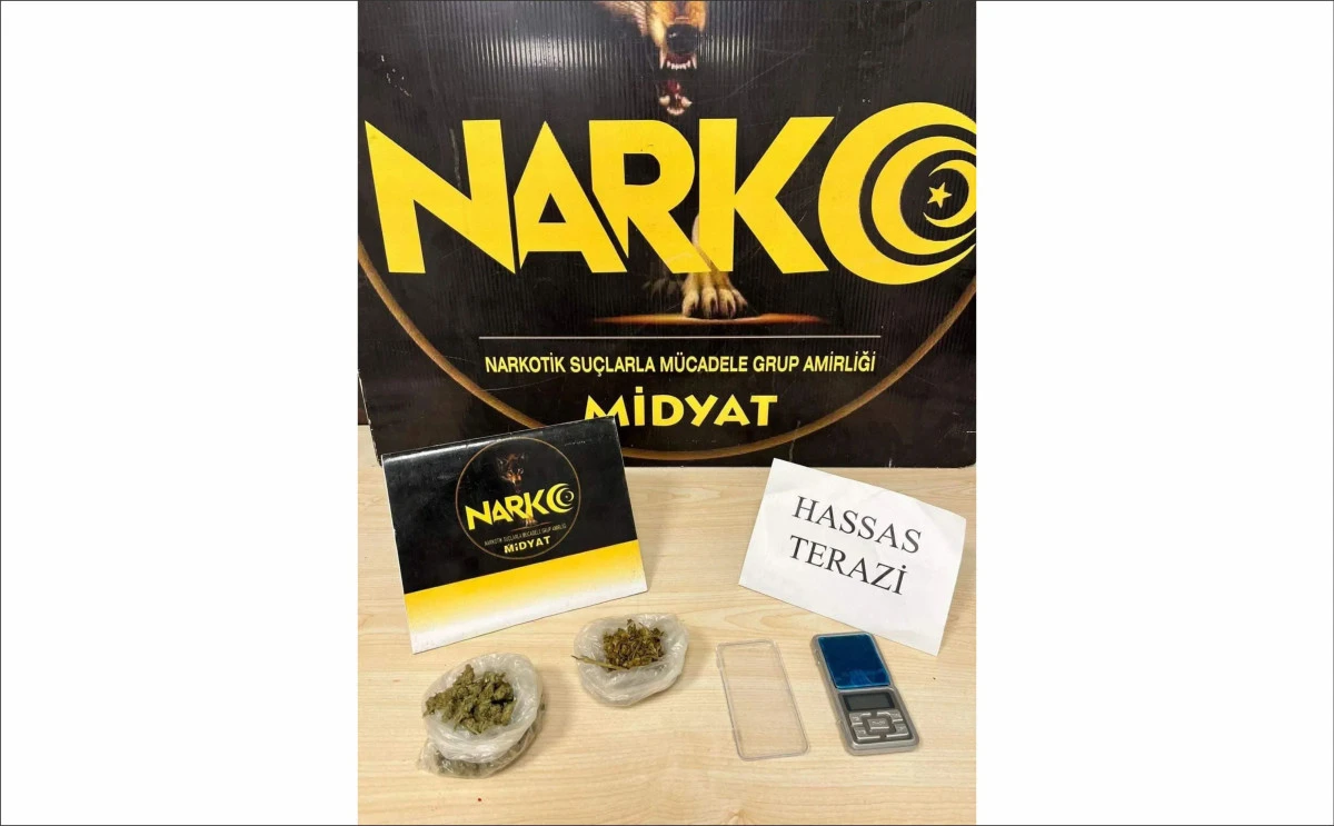 Mardin'de uyuşturucu ticaretine darbe 3 g&ouml;zaltı