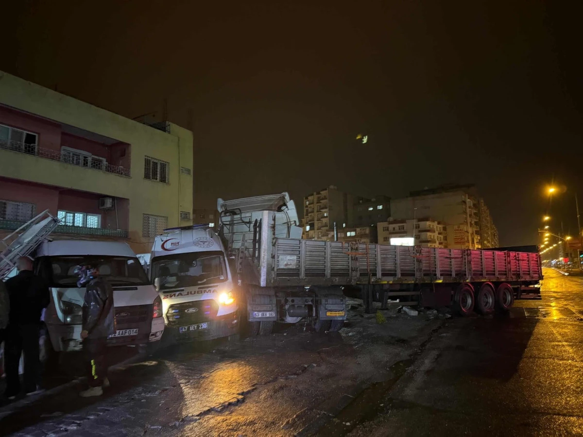 Mardin&rsquo;de zincirleme trafik kazası