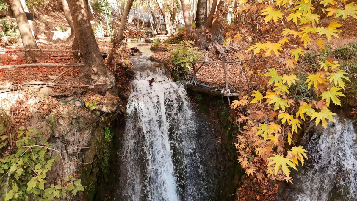 MARDİN’İN GİZLİ CENNETİ YARDERE (KURDİSÊ) ŞELALESİ’NDE SONBAHAR BÜYÜSÜ