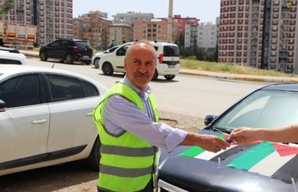 Mardinli hayırsever, Aracını Gazze’ye Bağışladı 