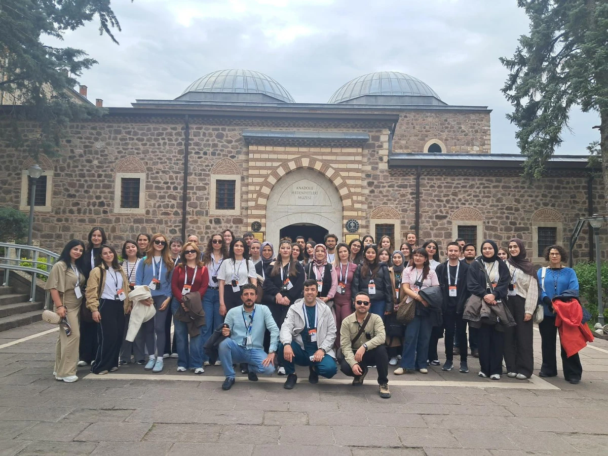 MA&Uuml; ile K&uuml;lt&uuml;r ve Turizm Bakanlığı İşbirliğiyle D&uuml;zenlenen Rehberlik Eğitimleri İkinci Etabı Tamamlandı