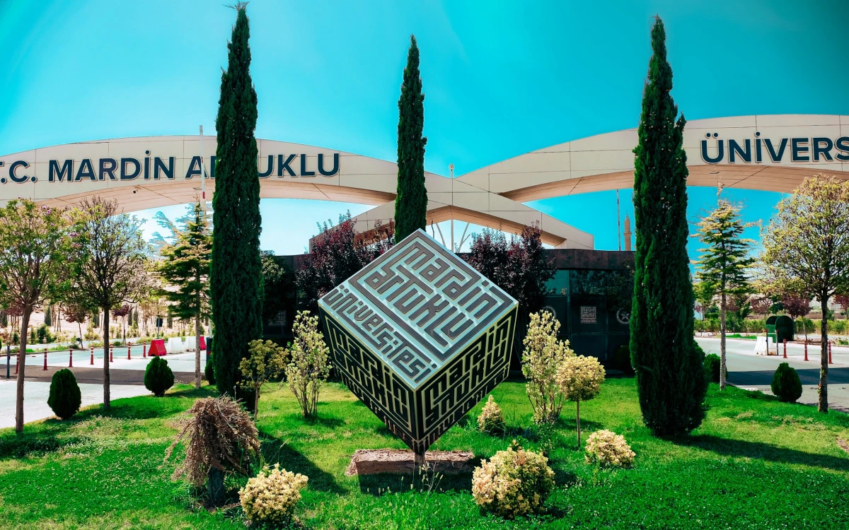 MA&Uuml;&rsquo;den Kurumsal Akreditasyon Programı Başarısı