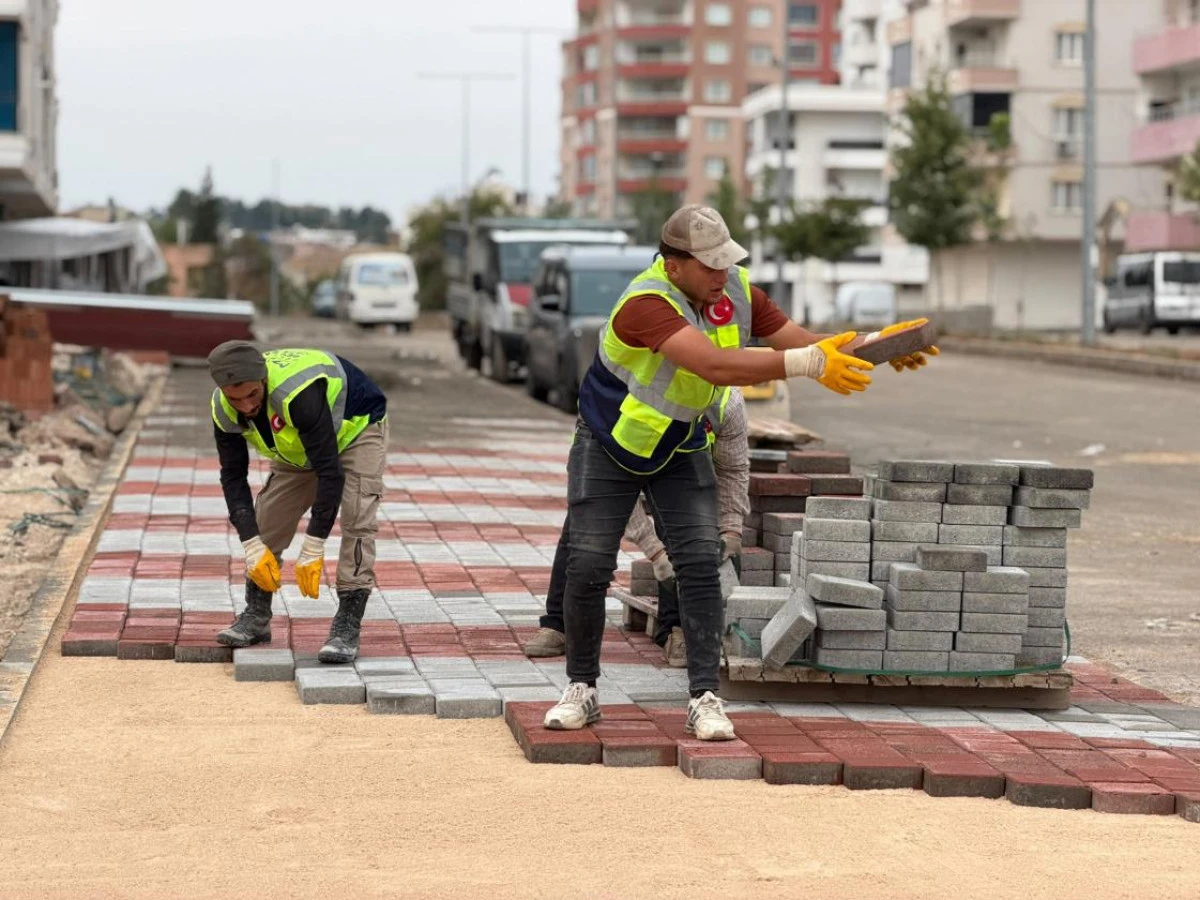 Midyat Belediyesi Parke &Ccedil;alışması  Devam Ediyor