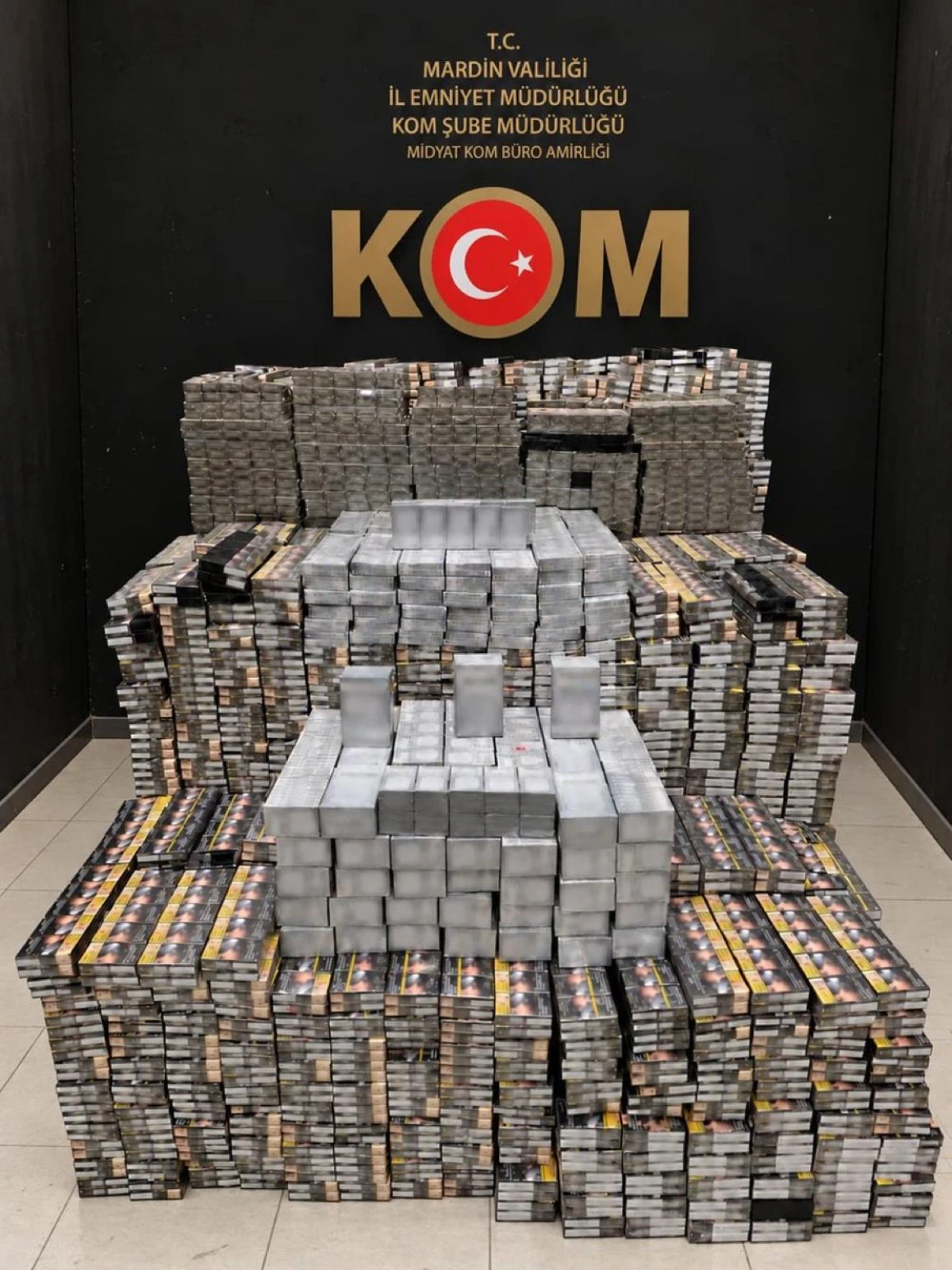 Midyat&rsquo;ta Ka&ccedil;ak&ccedil;ılık Operasyonu: 13 Bin 500 Paket Sigara Ele Ge ge&ccedil;irildi