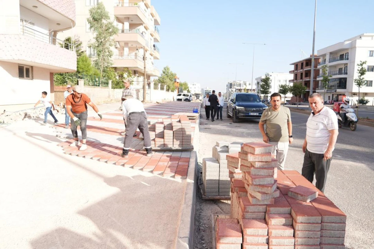Midyat&rsquo;ta Kaldırım ve Parke &Ccedil;alışmaları S&uuml;r&uuml;yor