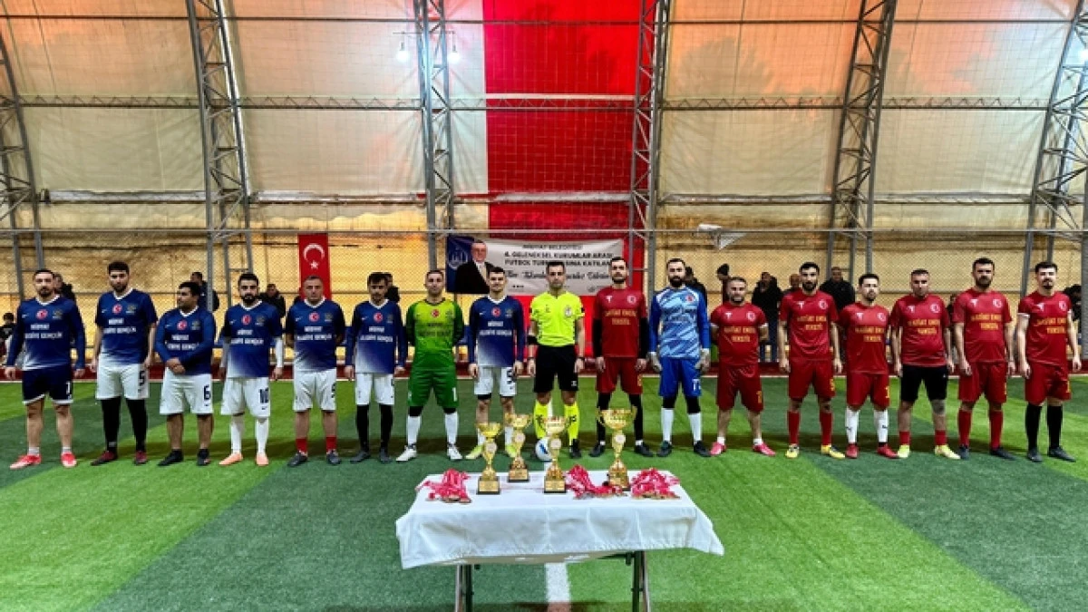 Midyat&rsquo;ta Kurumlar Arası Futbol Turnuvası Heyecanı S&uuml;r&uuml;yor