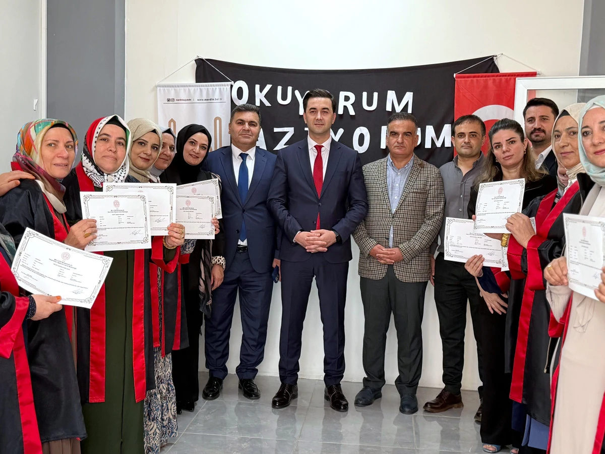 Midyat’ta okuma yazma kursunu tamamlayan kursiyerlere sertifika verildi