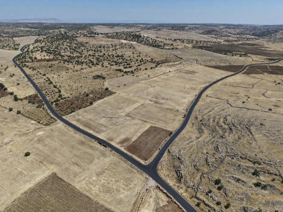 Midyat&rsquo;ta Yollar Yenileniyor