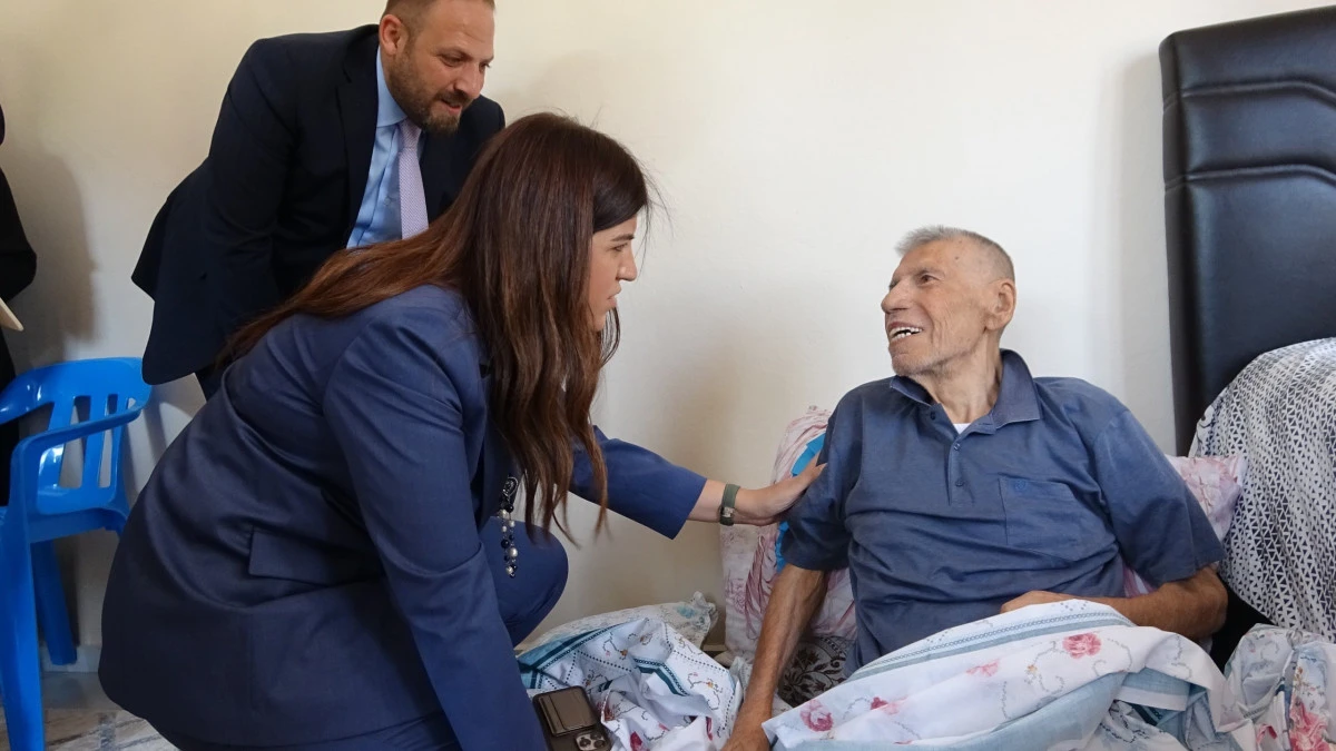 Milletvekili Ayaydın, 15 Temmuz şehidi Velit Bektaş'ın ailesi ile bir araya geldi