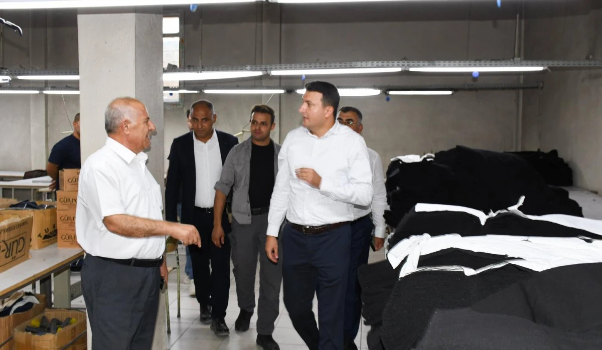 Nusaybin Kaymakamı Temurci&rsquo;den Demtur Tekstil At&ouml;lyesine Ziyaret