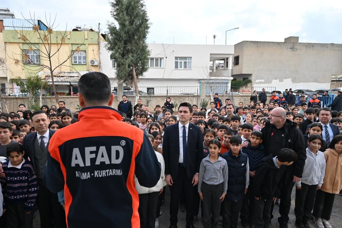 Nusaybin&rsquo;de deprem tatbikatı ger&ccedil;ekleştirildi