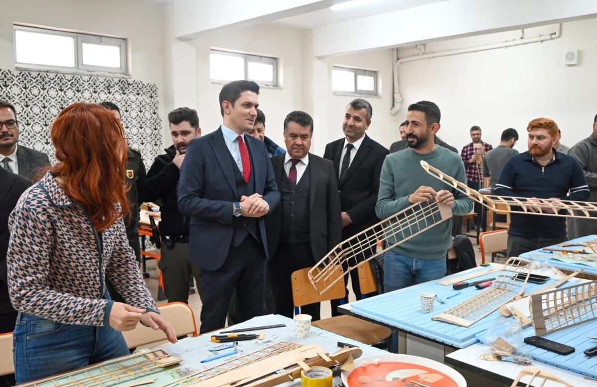 Nusaybin&rsquo;de "model u&ccedil;ak rehber &ouml;ğretmen tekam&uuml;l kursu" d&uuml;zenlendi