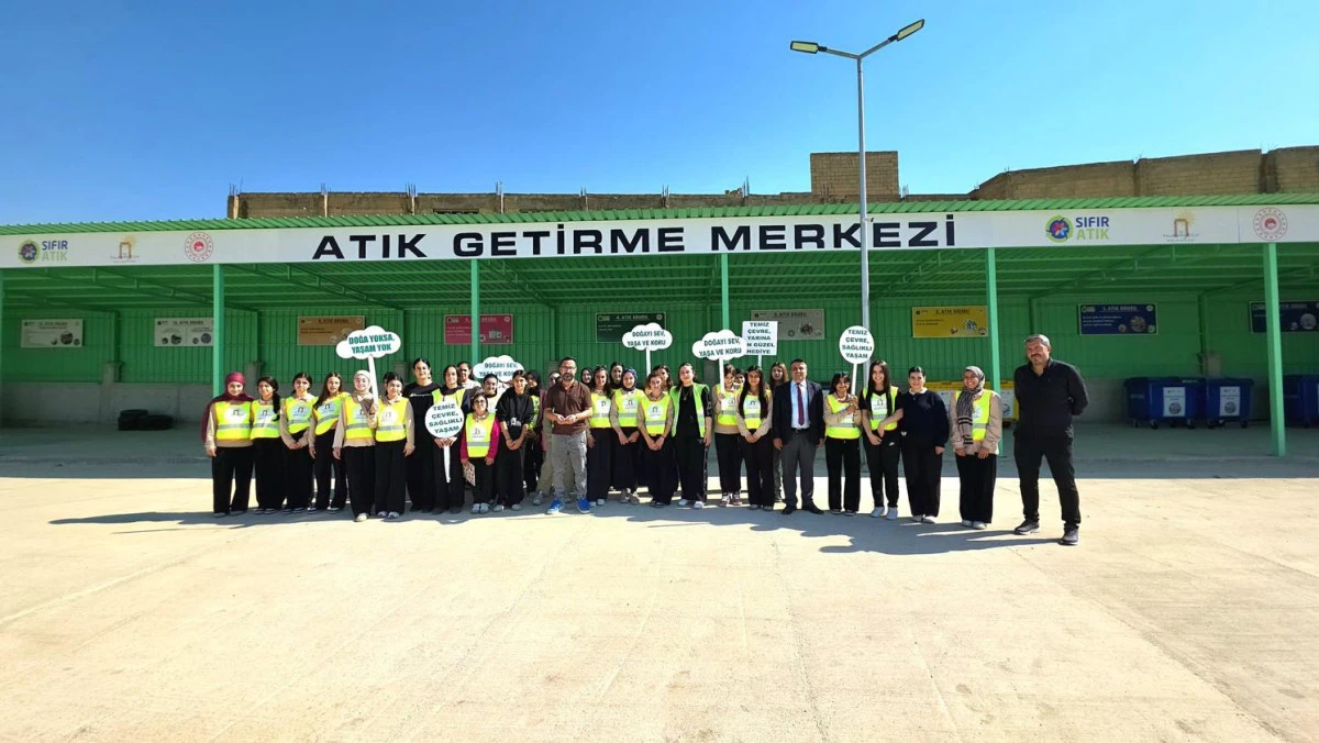 Nusaybin&rsquo;de &Ouml;ğrencilerden &Ccedil;evre ve Geri D&ouml;n&uuml;ş&uuml;m Etkinliği