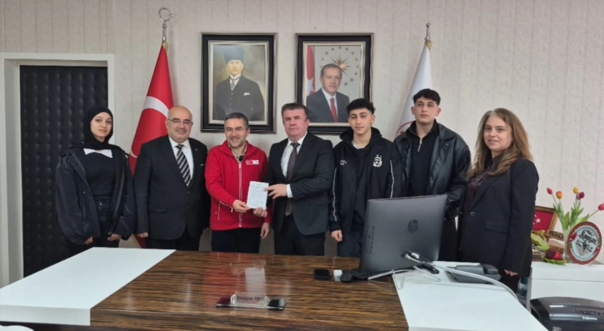 &Ouml;ğrencilerden Gazze&rsquo;ye anlamlı destek