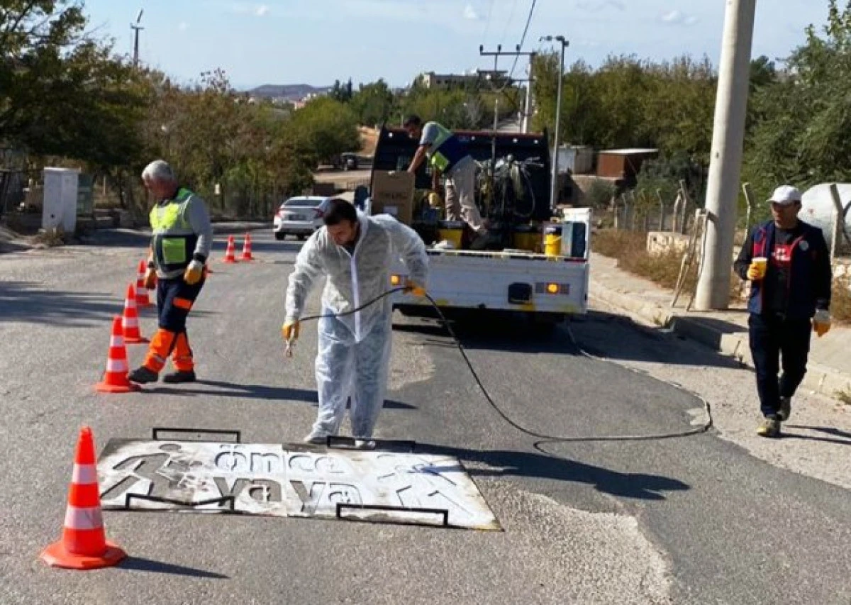 Okul Bölgelerinde Yaya Güvenliği Çalışmaları Sürüyor