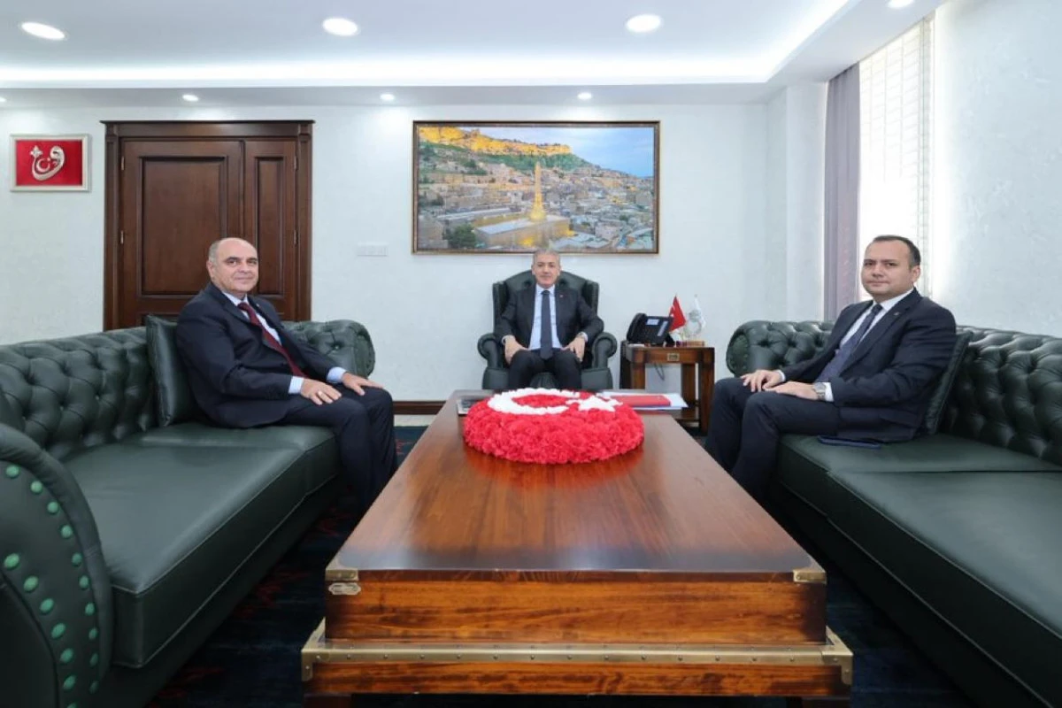 &Ouml;merli Kaymakamı ve Belediye Başkanı Vali Akkoyun&rsquo;u Ziyaret Etti