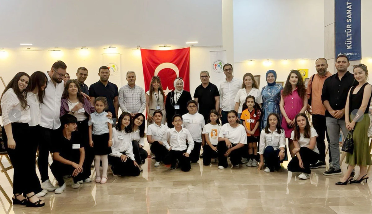 Sanatla Kurulan Köprü: İki Okuldan Ortak Sergi