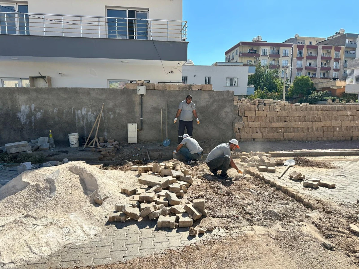 Şehir Merkezinde Yol ve Parke Onarım Çalışmalarına Hız Verildi