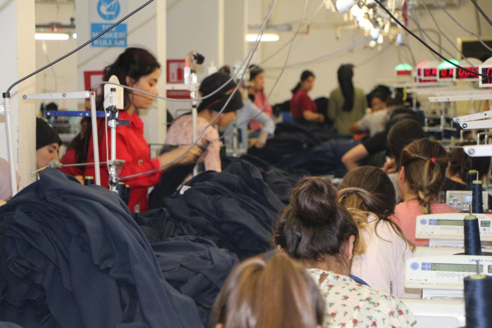 Tekstil atölyesinde 200 çalışanın 168’i kadın