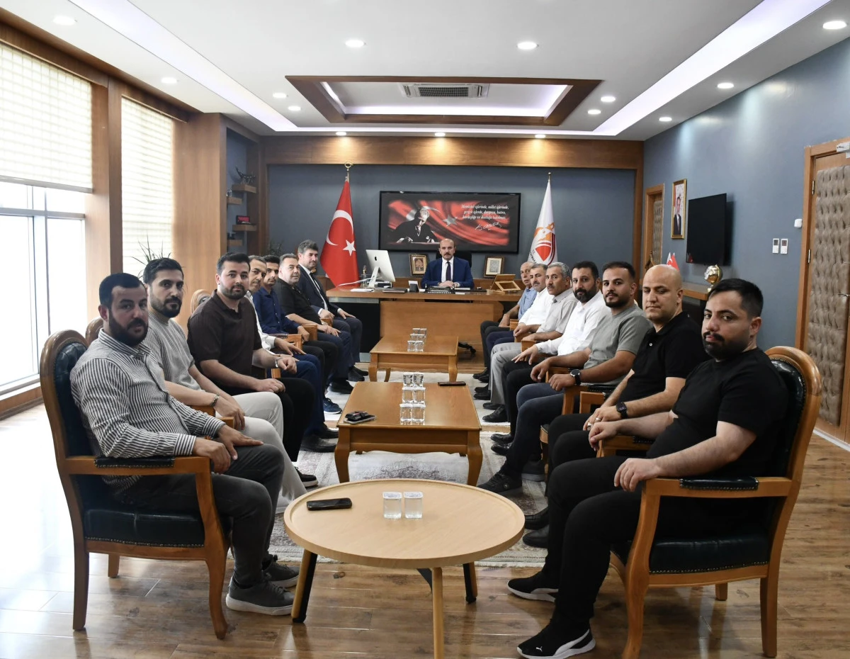 T&uuml;m Emlak Danışmanları Birliğinden Kaymakam &Ouml;ztabak'a Ziyaret