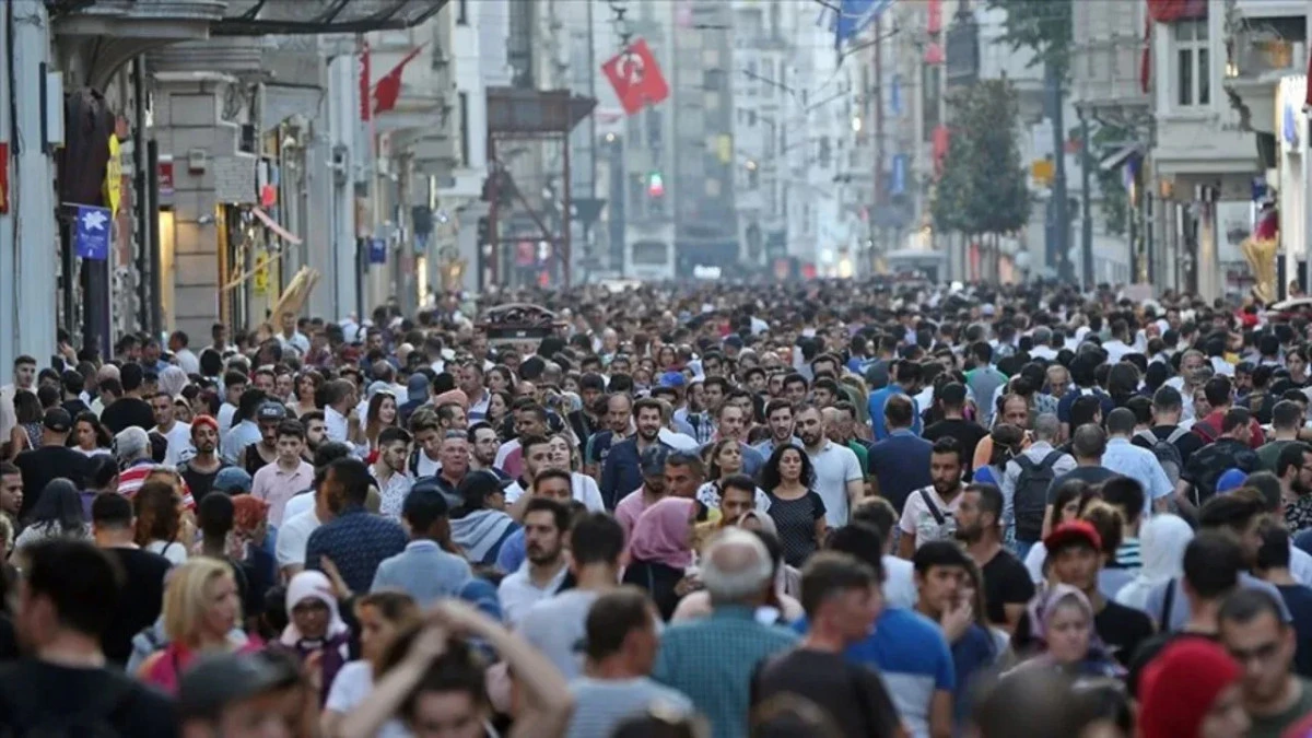T&uuml;rkiye&rsquo;nin n&uuml;fusu a&ccedil;ıklandı