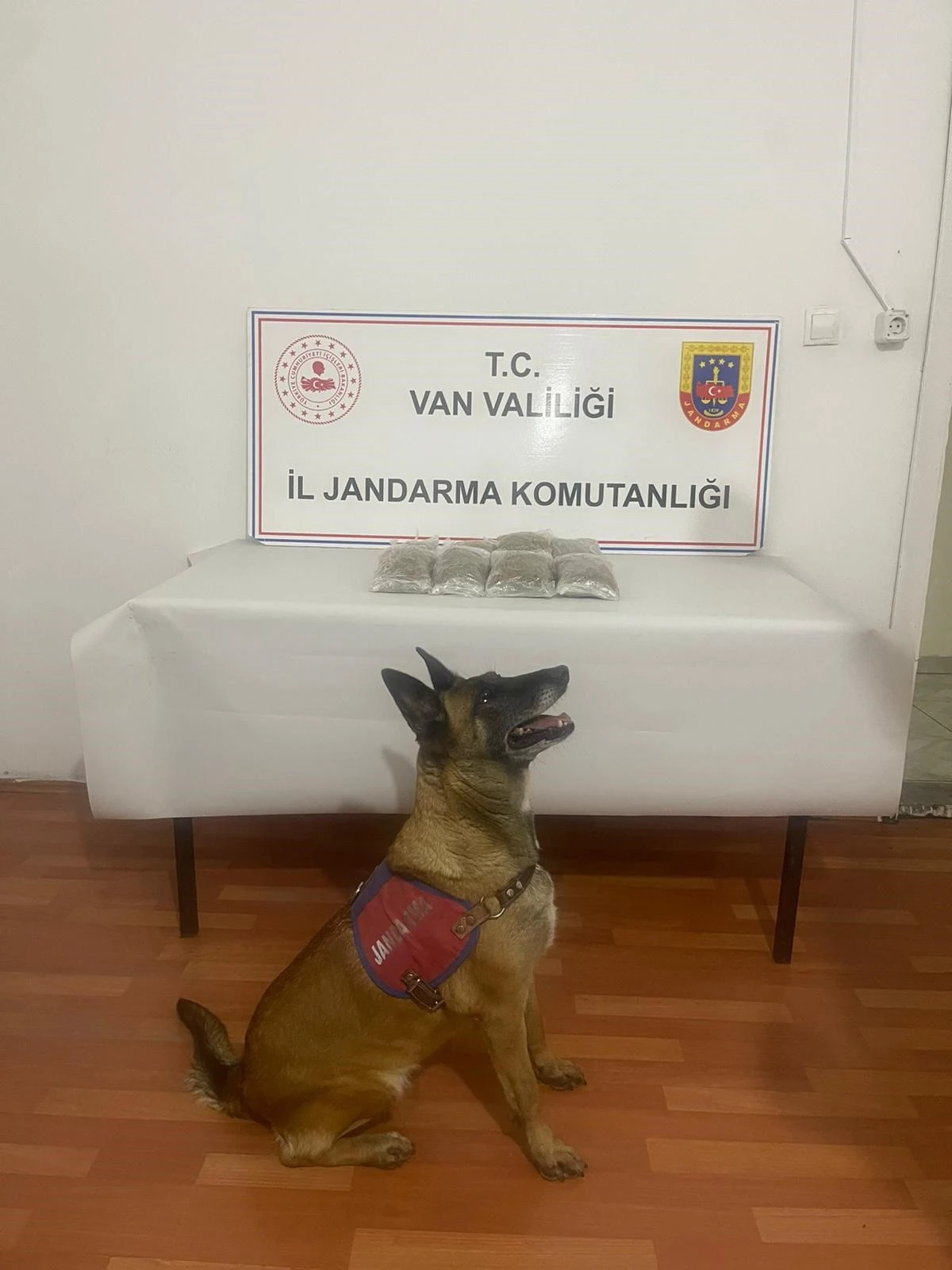 Uyuşturucu madde ele ge&ccedil;irildi